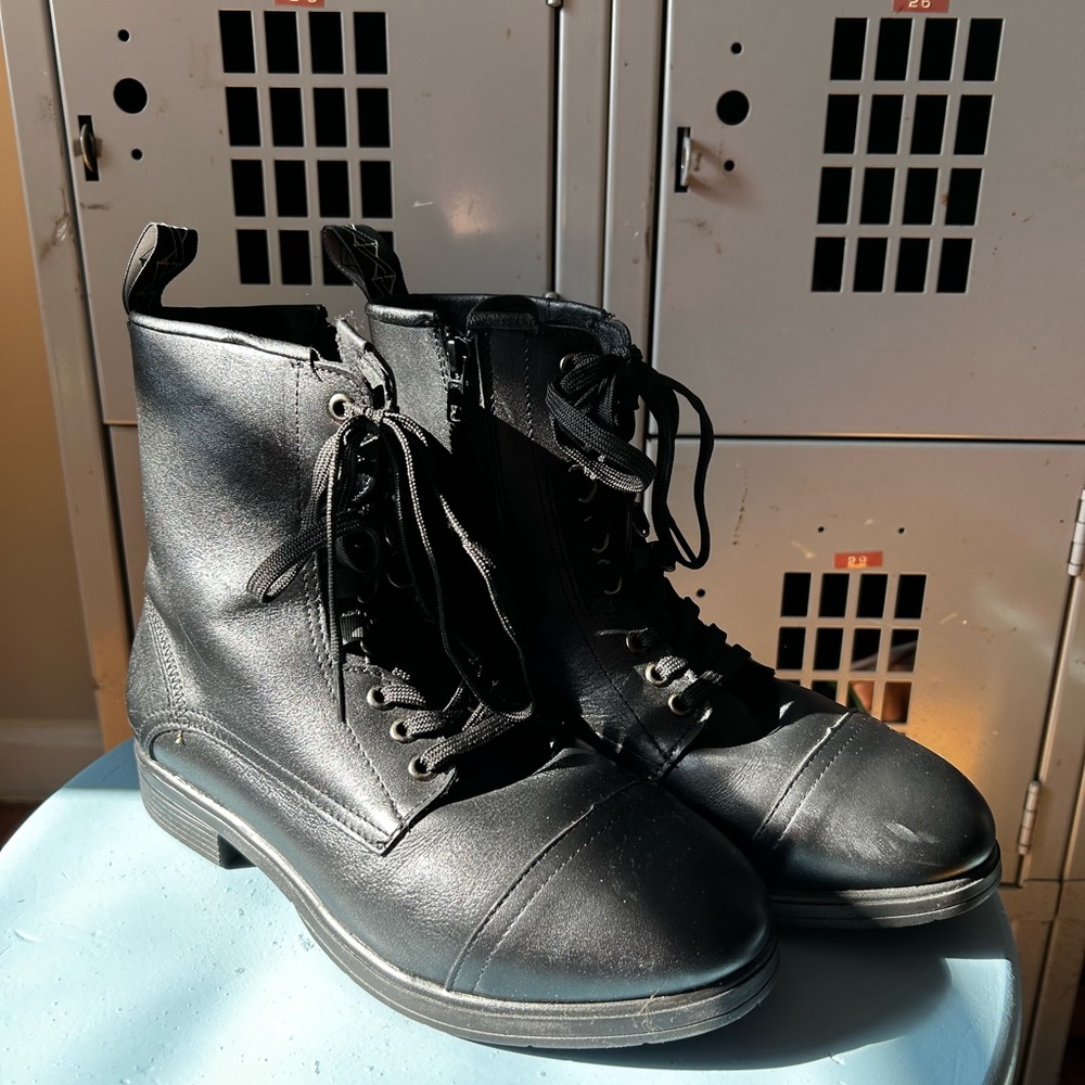 Xena Women Steel Toe Boots 9 Wide